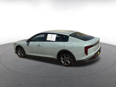 Used 2025 Kia K4 FWD image 10