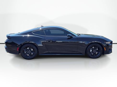 Used 2024 Ford Mustang GT RWD image 8
