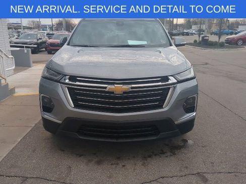 Used 2023 Chevrolet Traverse LT image 11