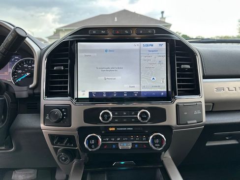 Used 2022 Ford F250 Lariat w/ Tremor Off-Road Package AWD/4WD image 37