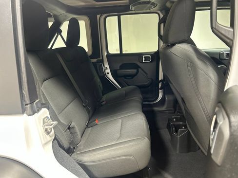 Used 2023 Jeep Wrangler Unlimited Sport AWD/4WD image 17