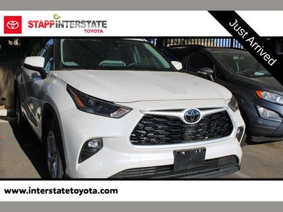 Used 2025 Toyota Highlander LE