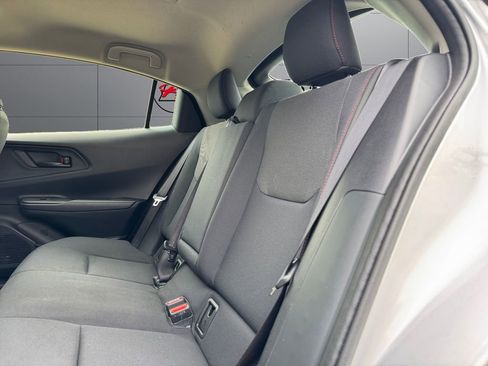 Used 2024 Toyota Prius Prime FWD image 18