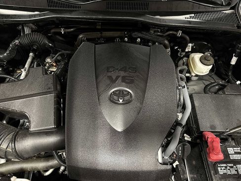 Used 2023 Toyota Tacoma TRD Sport image 12