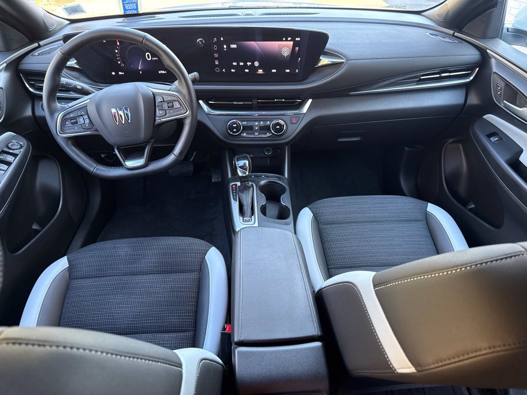 Used 2024 Buick Envista Preferred w/ Convenience I Package FWD image 17