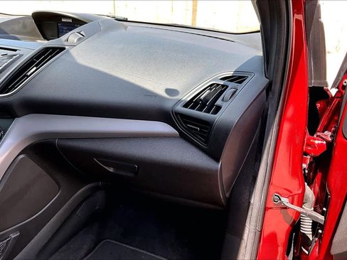 Used 2015 Ford Escape SE FWD image 19