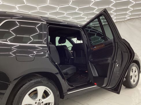 Used 2018 Mercedes-Benz GLS 450 4MATIC image 23