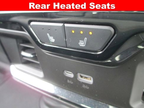 Used 2024 GMC Sierra 1500 AT4 w/ Technology Package AWD/4WD image 24