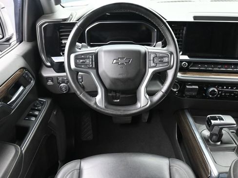 Used 2024 Chevrolet Silverado 1500 LT Trail Boss w/ LT Trail Boss Premium Package AWD/4WD image 14