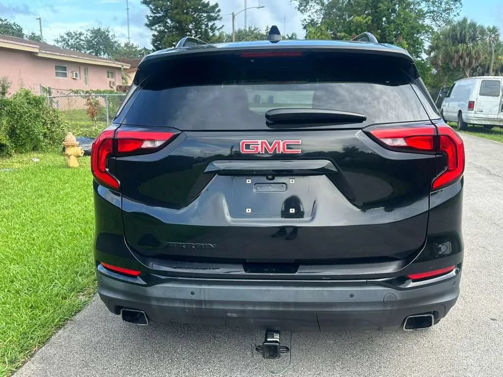 Used 2019 GMC Terrain SLT w/ Preferred Package FWD image 5