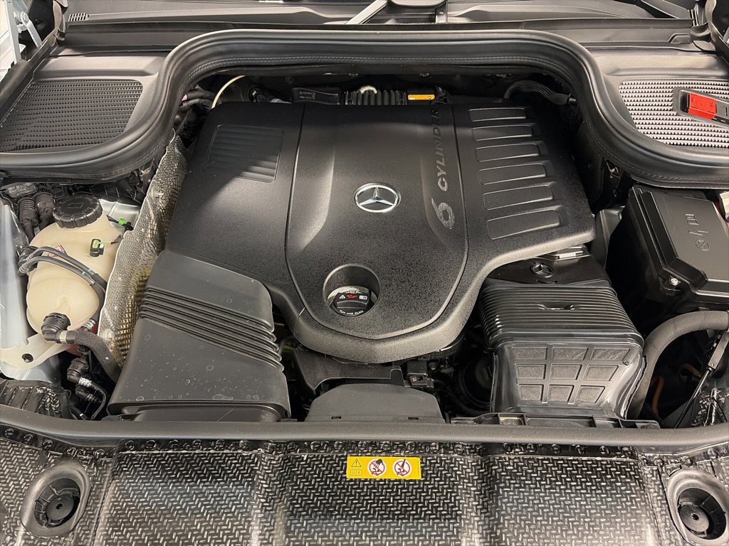 Used 2025 Mercedes-Benz GLE 450 4MATIC image 13