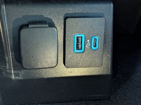 Certified 2023 Ford Explorer XLT w/ Equipment Group 202A image 29