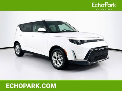 Used 2025 Kia Soul LX w/ LX Technology Package
