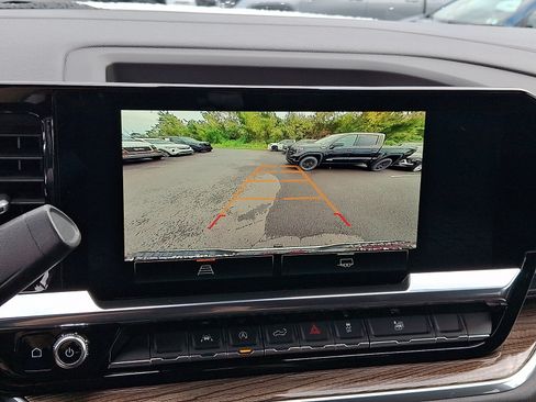 Certified 2024 GMC Sierra 1500 Elevation AWD/4WD image 18