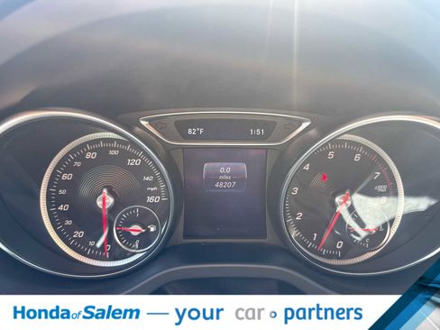Used 2019 Mercedes-Benz GLA 250 4MATIC image 18