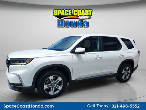 Certified 2025 Honda Pilot EX-L image 7
