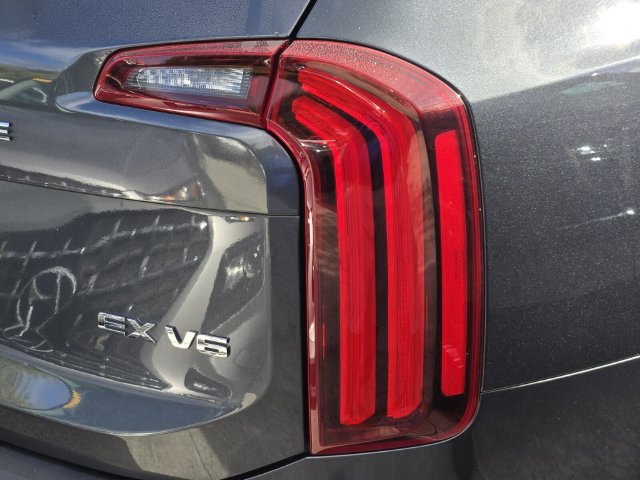 Used 2020 Kia Telluride EX w/ EX Premium Package AWD/4WD image 8