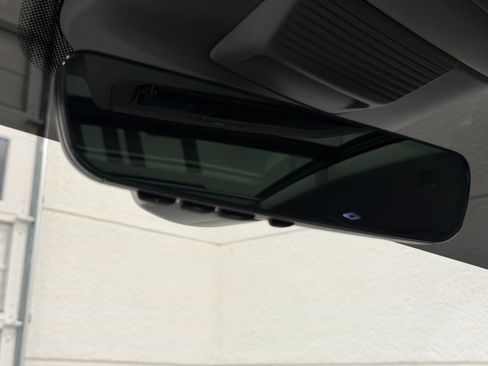 Used 2026 Volkswagen Tiguan SE w/ Panoramic Sunroof Package AWD/4WD image 47