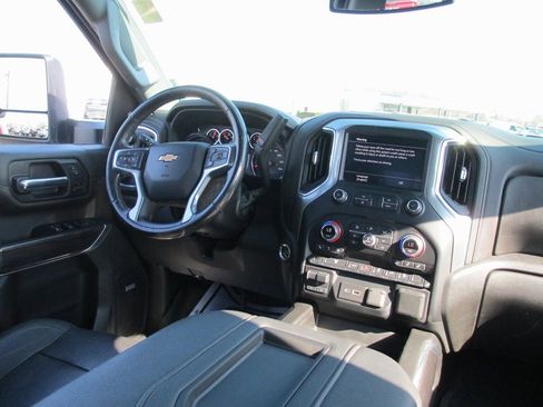 Certified 2022 Chevrolet Silverado 2500 LTZ w/ LTZ Convenience Package image 21
