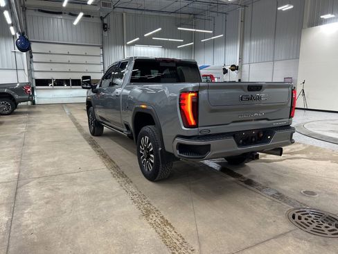 Used 2024 GMC Sierra 2500 Denali Ultimate w/ Max Trailering Package image 7