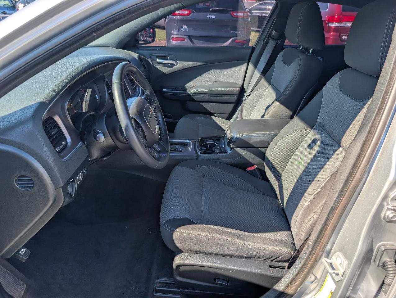 Used 2018 Dodge Charger SXT w/ Blacktop Package RWD image 14