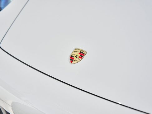 Used 2024 Porsche 911 Carrera 4S w/ Premium Package image 6