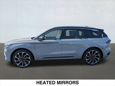 New 2026 Lincoln Nautilus Black Label image 3