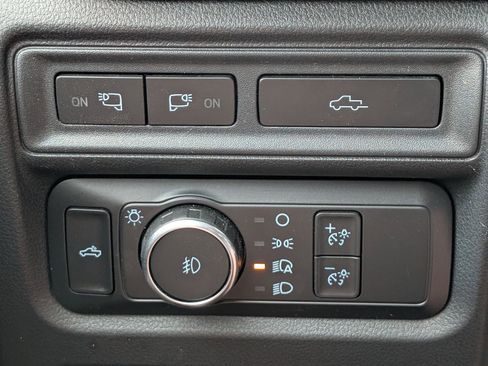 Used 2022 Ford F150 XLT w/ Equipment Group 302A High image 23