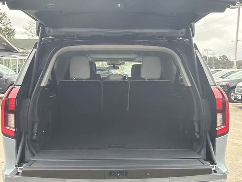 New 2026 Ford Expedition Max Platinum w/ Driver's Package image 16