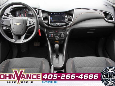 Used 2018 Chevrolet Trax LS FWD image 27