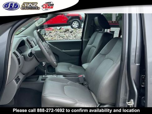 Used 2019 Nissan Frontier SL image 11