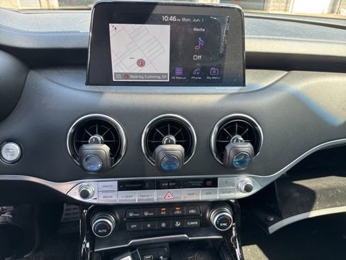 Used 2019 Kia Stinger GT2 RWD image 10