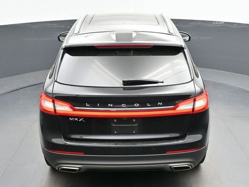 Used 2018 Lincoln MKX Reserve w/ Driver Assistance Package FWD image 21