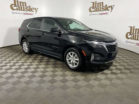 Used 2024 Chevrolet Equinox LT w/ LPO, Floor Liner Package FWD image 1