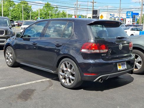 Used 2013 Volkswagen GTI 4-Door FWD image 3