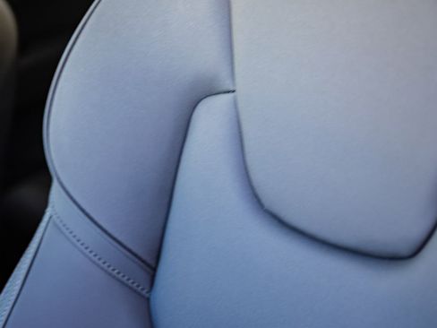 New 2026 Volvo XC60 B5 Core w/ Climate Package image 23