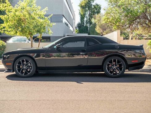 Used 2021 Dodge Challenger GT w/ Driver Convenience Group RWD image 2