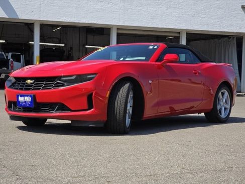 Used 2023 Chevrolet Camaro LT RWD image 14