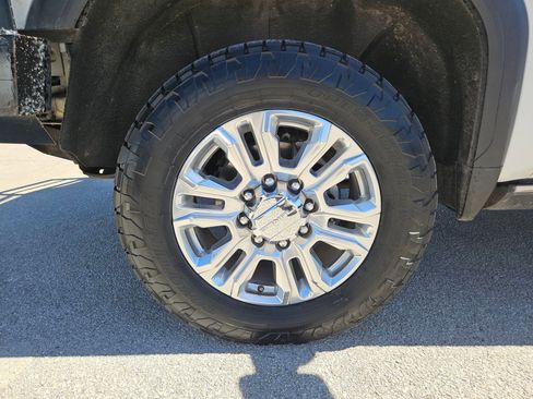 Used 2022 GMC Sierra 2500 Denali image 31