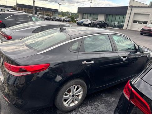 Used 2016 Kia Optima LX FWD image 4
