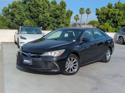 Used 2015 Toyota Camry XLE w/ Moonroof Package