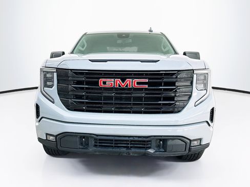 Used 2024 GMC Sierra 1500 Elevation image 2