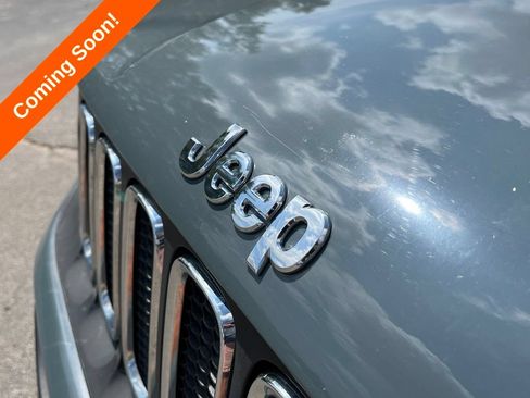 Used 2017 Jeep Renegade Sport w/ Power & Air Group AWD/4WD image 4
