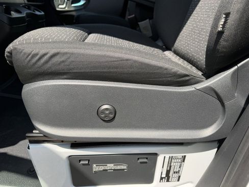 New 2025 Mercedes-Benz Sprinter 2500 image 19