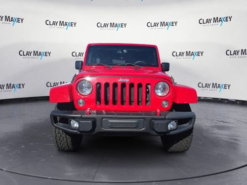 Used 2016 Jeep Wrangler Unlimited Rubicon AWD/4WD image 8