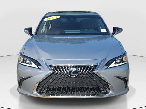 Used 2023 Lexus ES 350 w/ Premium Package image 2