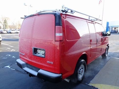 Used 2017 GMC Savana 2500 image 5