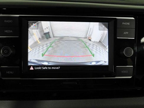 Certified 2023 Volkswagen Taos S FWD image 4