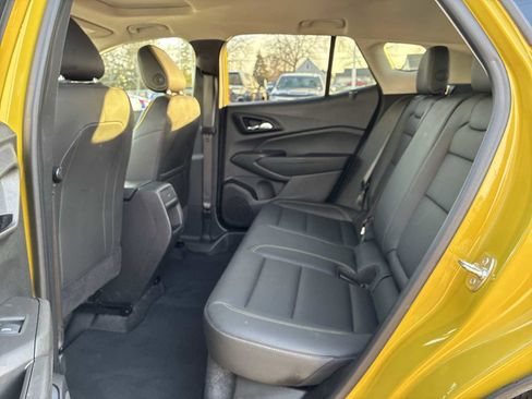 Certified 2024 Chevrolet Trax ACTIV w/ Sunroof Package image 25