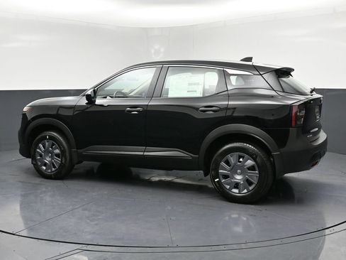 New 2026 Nissan Kicks S image 25